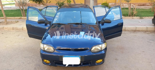 هيونداي اكسنت 2006 أزرق غامق يدوي مستعملة للبيع في 6 أكتوبر - 4