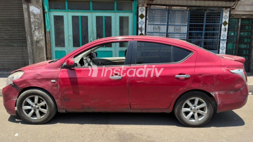 Nissan Sunny 2013 Red Automatic Used for Sale in Cairo - 3