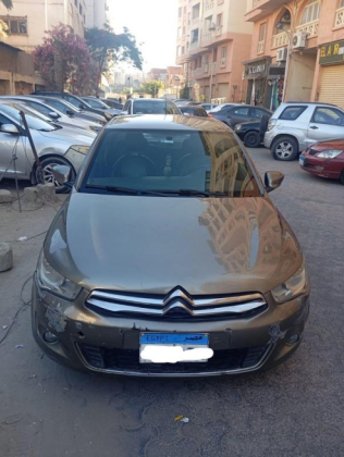 سيتروين سي اليزيه 2014 ذهبي أوتوماتيك مستعملة للبيع في الإسكندرية