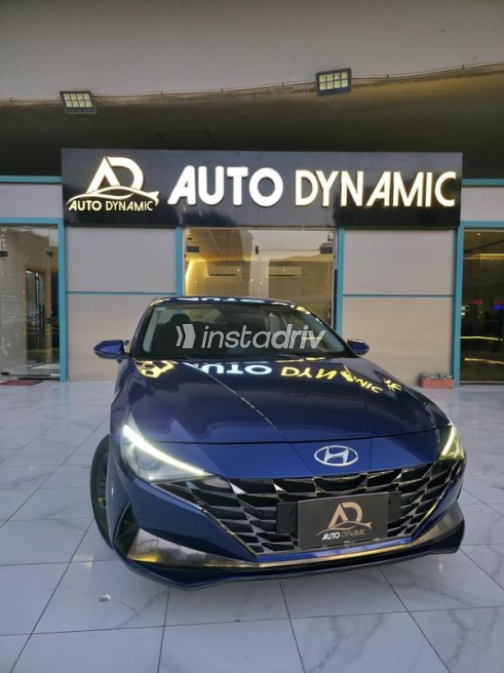 Hyundai Elantra 2021 Dark Blue Automatic Used for Sale in Nasr city - 5