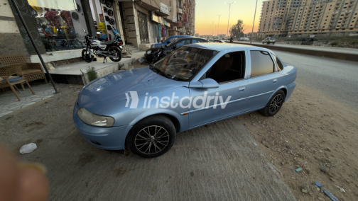 Opel Vectra 1999 White Automatic Used for Sale in Greater Cairo ( Cairo + Giza) - 2
