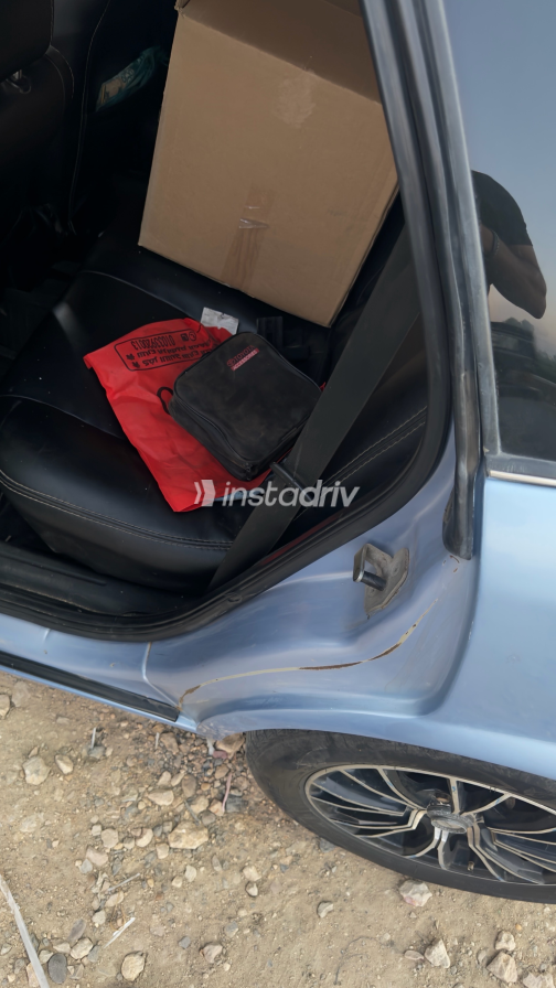 Opel Vectra 1999 White Automatic Used for Sale in Greater Cairo ( Cairo + Giza) - 7
