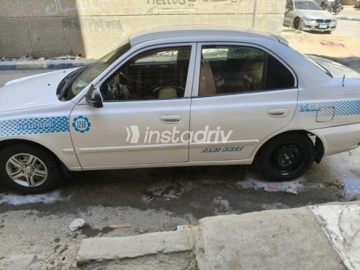 هيونداي فيرنا 2013 أبيض يدوي مستعملة للبيع في السويس‎ - 5