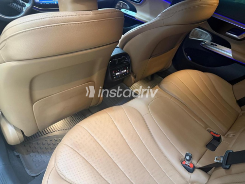 مرسيدس E 200 AMG 2025 رمادي أوتوماتيك مستعملة للبيع في مصر الجديدة - 4
