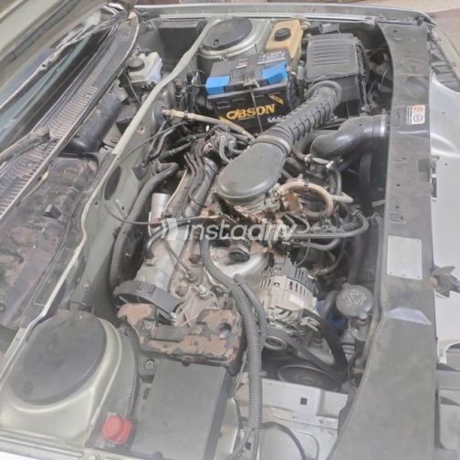 Peugeot 405 2004 Silver Manual Used for Sale in Cairo - 2