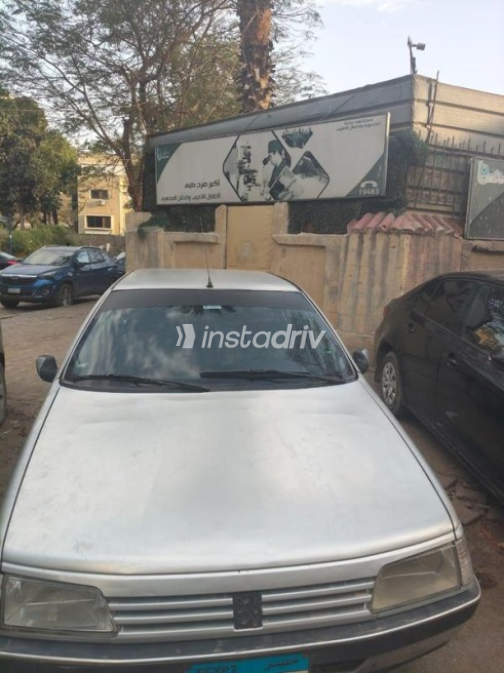 Peugeot 405 2004 Silver Manual Used for Sale in Cairo - 4