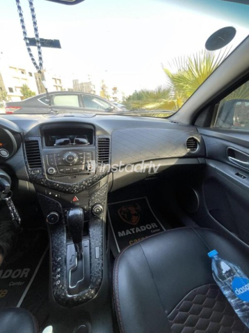 Chevrolet Cruze 2010 Red Automatic Used for Sale in 6 October - 6