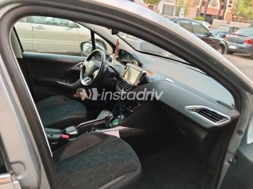 Peugeot 2008 2019 White Automatic Used for Sale in Greater Cairo ( Cairo + Giza) - 7