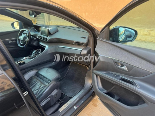 Peugeot 5008 2018 White Automatic Used for Sale in Greater Cairo ( Cairo + Giza) - 5