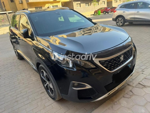 Peugeot 5008 2018 White Automatic Used for Sale in Greater Cairo ( Cairo + Giza) - 6