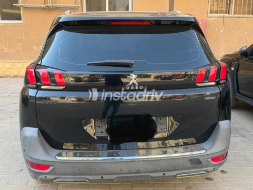 Peugeot 5008 2018 White Automatic Used for Sale in Greater Cairo ( Cairo + Giza) - 8