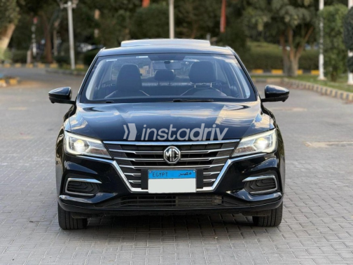 ام جى 5 2022 أسود أوتوماتيك مستعملة للبيع في مصر الجديدة - 1