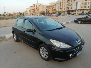 بيجو 307 2007 أسود أوتوماتيك مستعملة للبيع في الإسماعيلية
