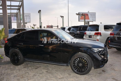 مرسيدس GLC 300 2025 أسود أوتوماتيك مستعملة للبيع في الفيوم - 5