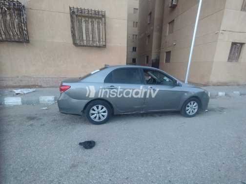 بى واى دى‬ L3 2017 رمادي يدوي مستعملة للبيع في الجيزة - 3