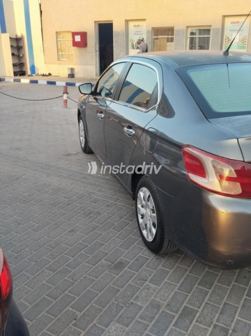 Peugeot 301 2014 Gray Manual Used for Sale in 6 October - 3
