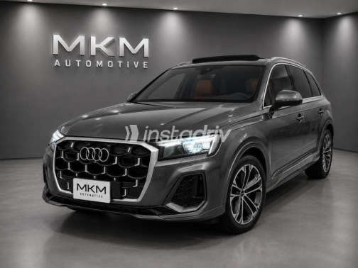 اودي Q7 2025 رمادي أوتوماتيك مستعملة للبيع في القاهرة - 1