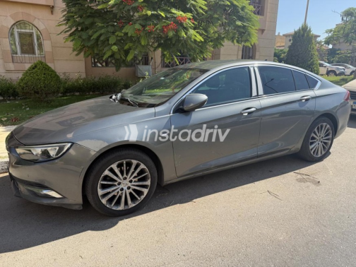 Opel Insignia 2018 Petroleum Automatic Used for Sale in Greater Cairo ( Cairo + Giza) - 2