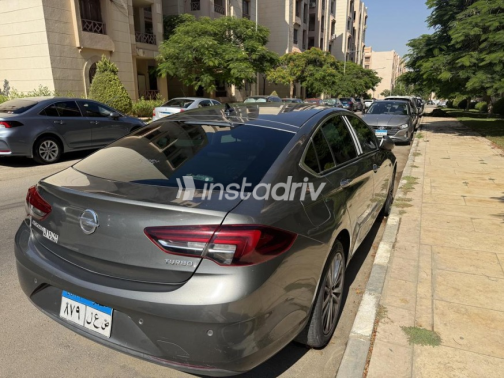 Opel Insignia 2018 Petroleum Automatic Used for Sale in Greater Cairo ( Cairo + Giza) - 3