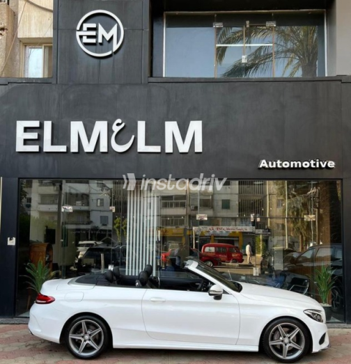 Mercedes C 180 2017 White Automatic Used for Sale in Cairo - 3