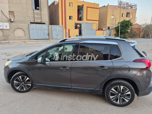 Peugeot 2008 2019 Dark Gray Automatic Used for Sale in Giza - 3