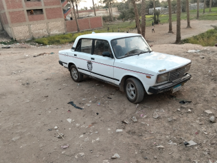 لادا 2105 1983 أبيض يدوي مستعملة للبيع في الجيزة