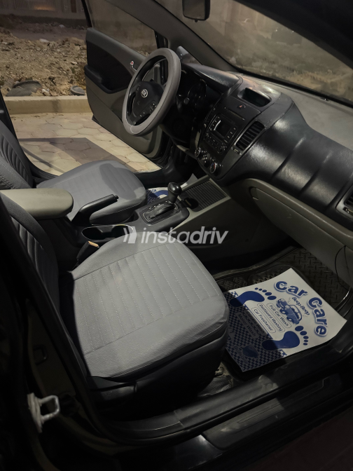 Kia Cerato 2014 Black Automatic Used for Sale in Giza - 10