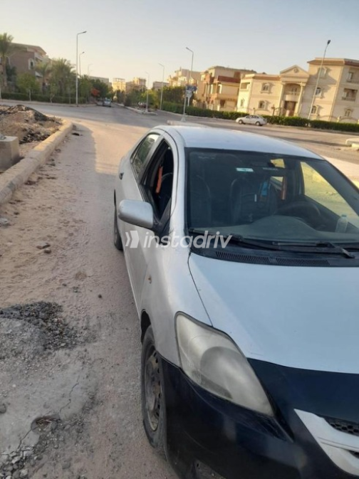 Toyota Yaris 2008 Silver Manual Used for Sale in Al Shorouk - 1