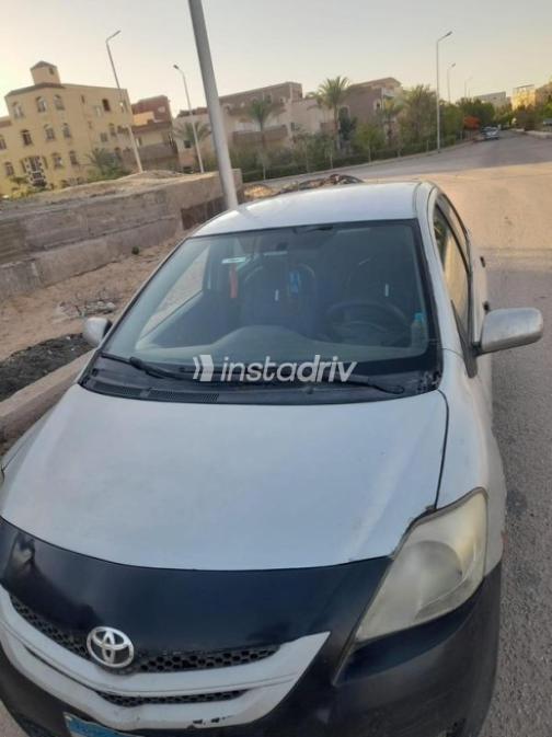Toyota Yaris 2008 Silver Manual Used for Sale in Al Shorouk - 4