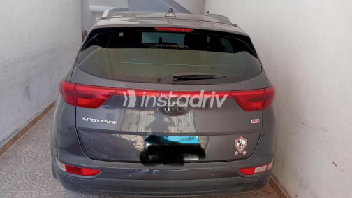 Kia Sportage 2017 White Automatic Used for Sale in Greater Cairo ( Cairo + Giza) - 3