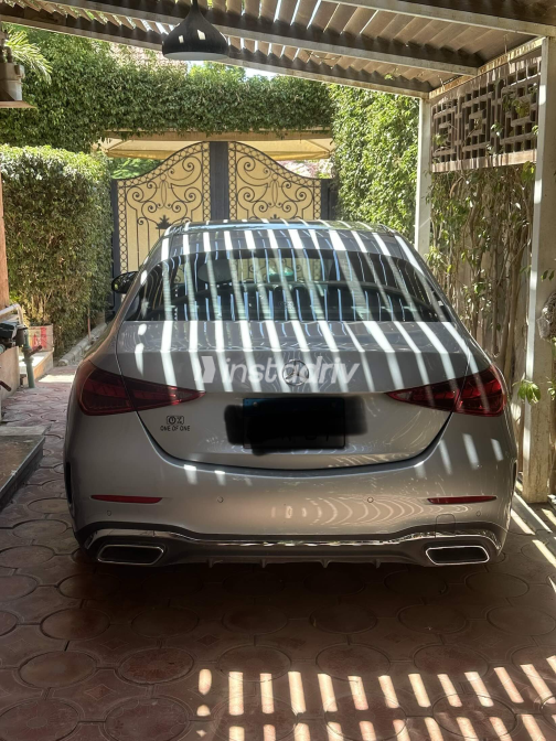 Mercedes C 180 2023 Silver Automatic Used for Sale in Cairo - 3