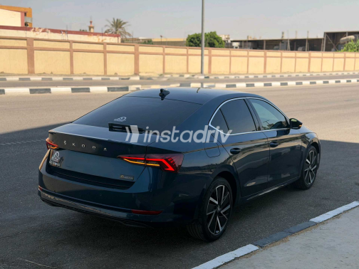 سكودا اوكتافيا 2021 أبيض أوتوماتيك مستعملة للبيع في مدينة نصر - 2