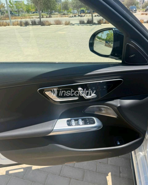 مرسيدس E 300 2025 أبيض أوتوماتيك مستعملة للبيع في مدينة نصر - 1