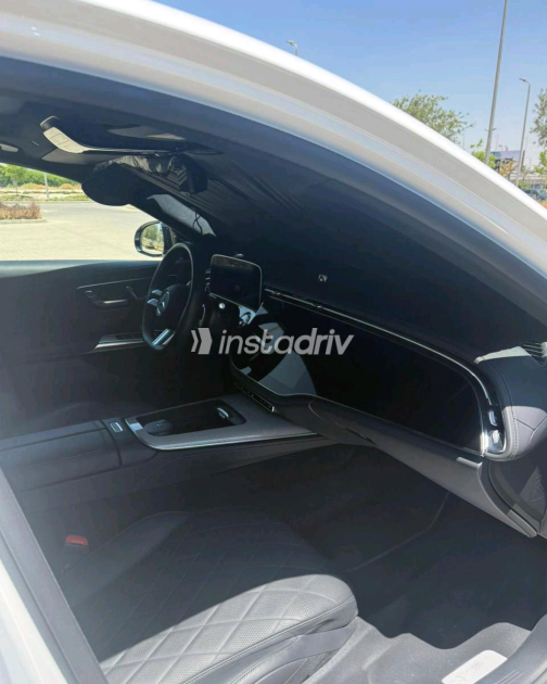 مرسيدس E 300 2025 أبيض أوتوماتيك مستعملة للبيع في مدينة نصر - 2