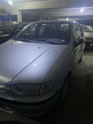فيات سينا 2001 فضي يدوي مستعملة للبيع في الإسكندرية