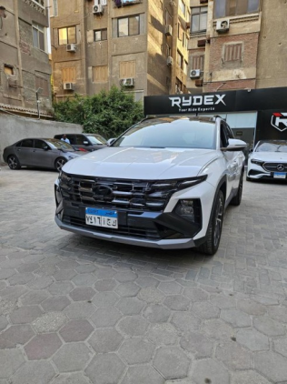 هيونداي توسان GDI 2024 أبيض أوتوماتيك مستعملة للبيع في المعادى