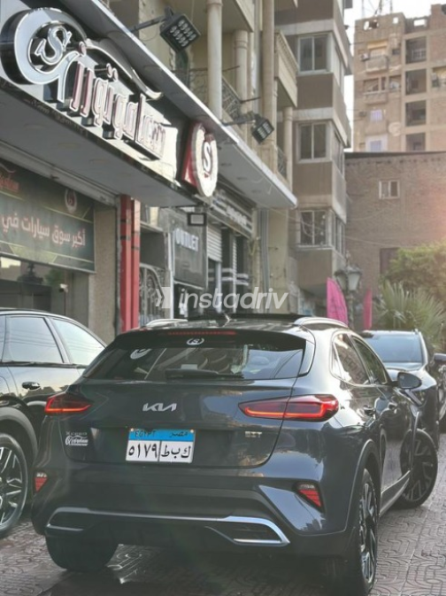 كيا اكسيد 2025 رمادي أوتوماتيك مستعملة للبيع في الفيوم - 2