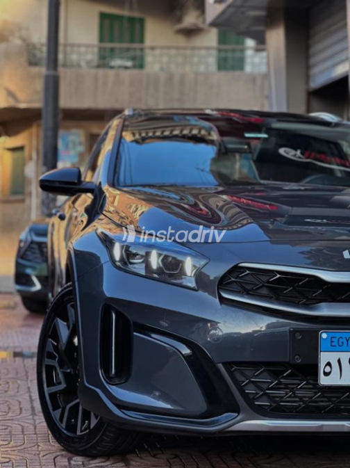 كيا اكسيد 2025 رمادي أوتوماتيك مستعملة للبيع في الفيوم - 4