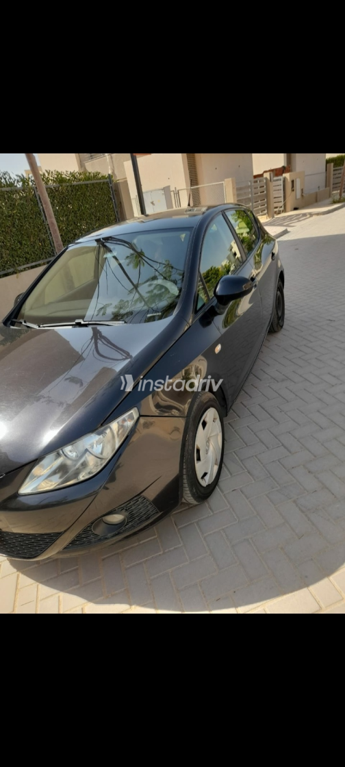 سيات ابيزا 2011 أسود أوتوماتيك مستعملة للبيع في الجيزة - 3