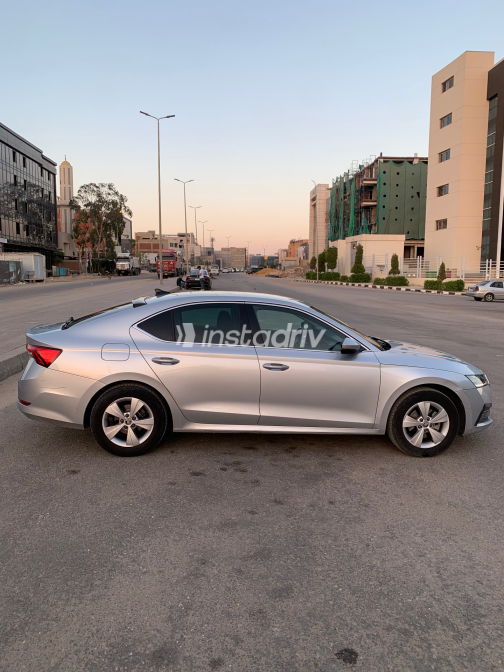 سكودا اوكتافيا A8 2024 فضي أوتوماتيك مستعملة للبيع في القاهرة - 4