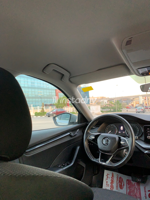 سكودا اوكتافيا A8 2024 فضي أوتوماتيك مستعملة للبيع في القاهرة - 5