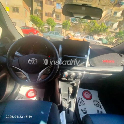 Toyota Yaris 2015 White Automatic Used for Sale in Cairo - 4