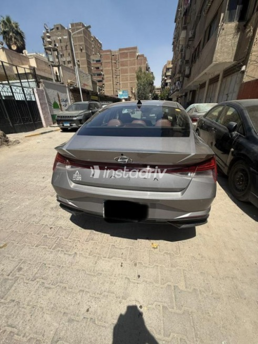 هيونداي إلنترا سى ان 7 2022 أبيض أوتوماتيك مستعملة للبيع في القاهرة الكبرى ( القاهرة - الجيزة) - 2