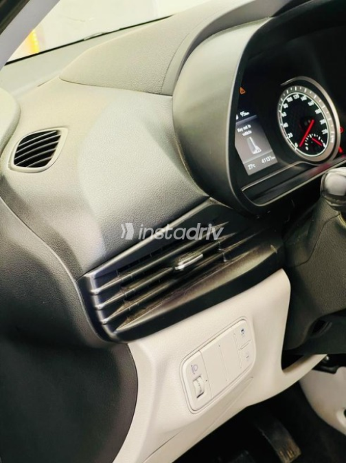Hyundai I20 2022 Dark Blue Automatic Used for Sale in Greater Cairo ( Cairo + Giza) - 5