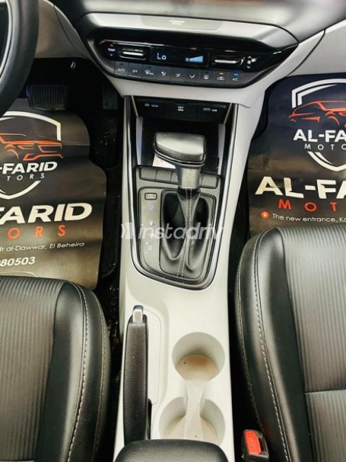 Hyundai I20 2022 Dark Blue Automatic Used for Sale in Greater Cairo ( Cairo + Giza) - 9