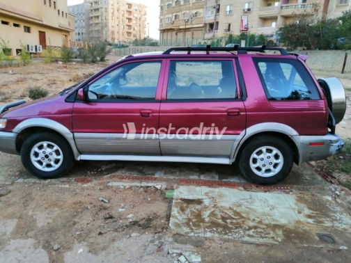هيونداي سانتامو 2001 أحمر غامق أوتوماتيك مستعملة للبيع في القاهرة - 7