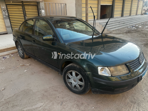 Volkswagen Passat 1997 Green Manual Used for Sale in El Haram - 1
