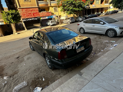 Volkswagen Passat 1997 Green Manual Used for Sale in El Haram - 10