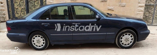 مرسيدس E 200 2000 أبيض أوتوماتيك مستعملة للبيع في الهرم - 5