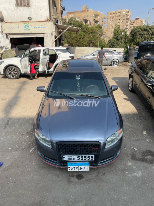 اودي A4 2007 رمادي أوتوماتيك مستعملة للبيع في مدينة نصر - 3